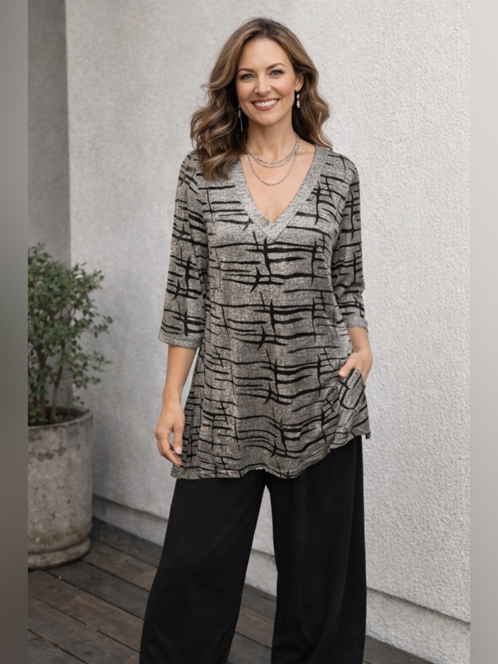 NWT Joseph Ribkoff Tunic Top Sz 16 Metallic Black Silver Abstract Lagenlook